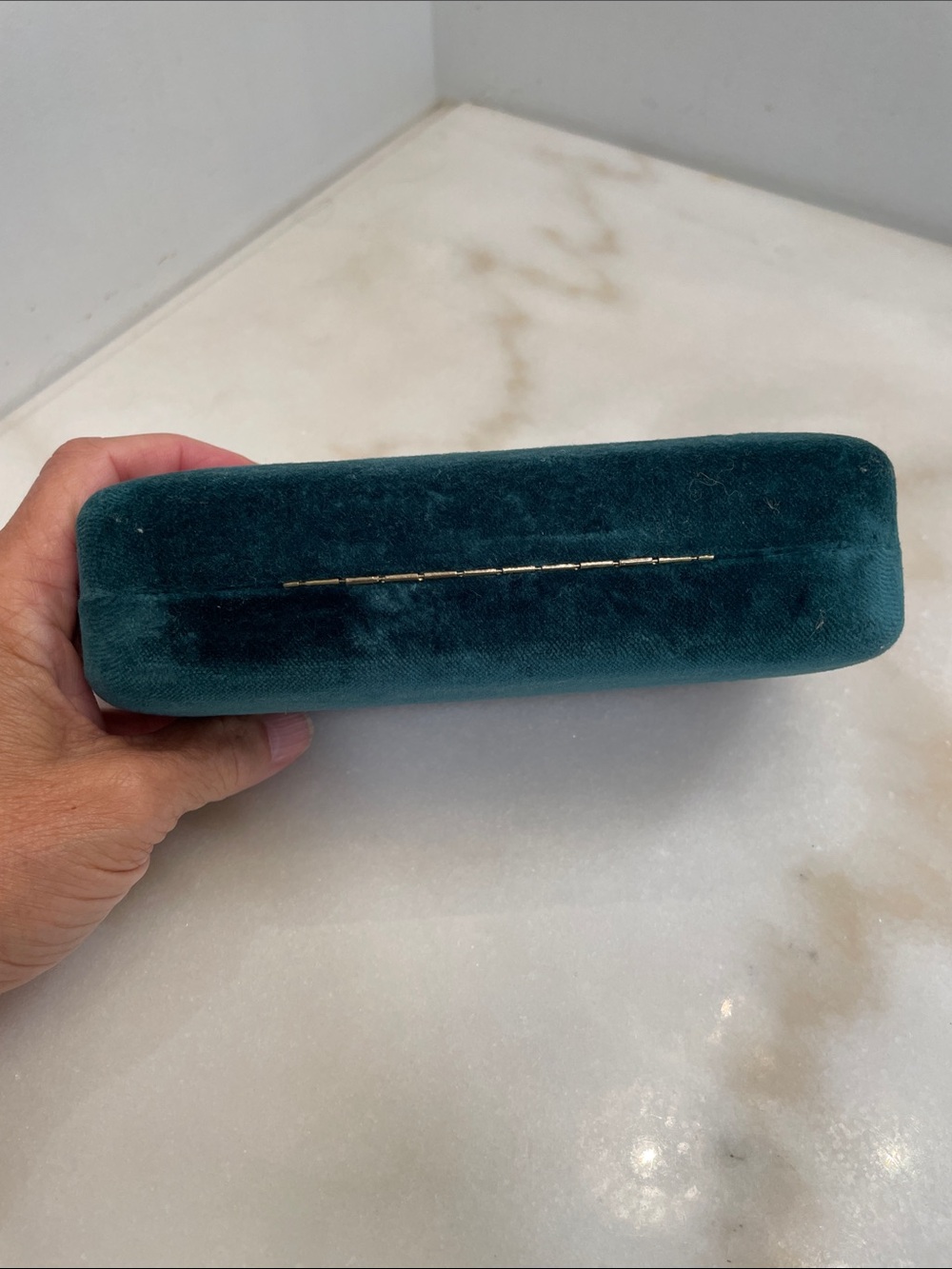 G u c c i Plush Velvet Eyewear Case in Teal - Picture 7 of 7